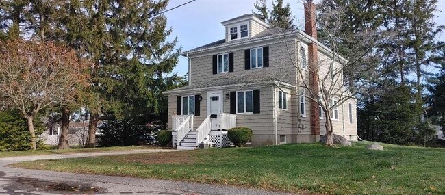 Building Photo - 29 Ridgewood Rd