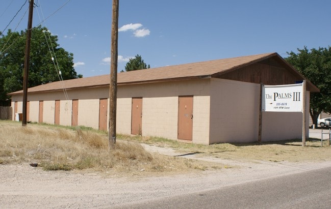 Building Photo - Hideaway Apartments