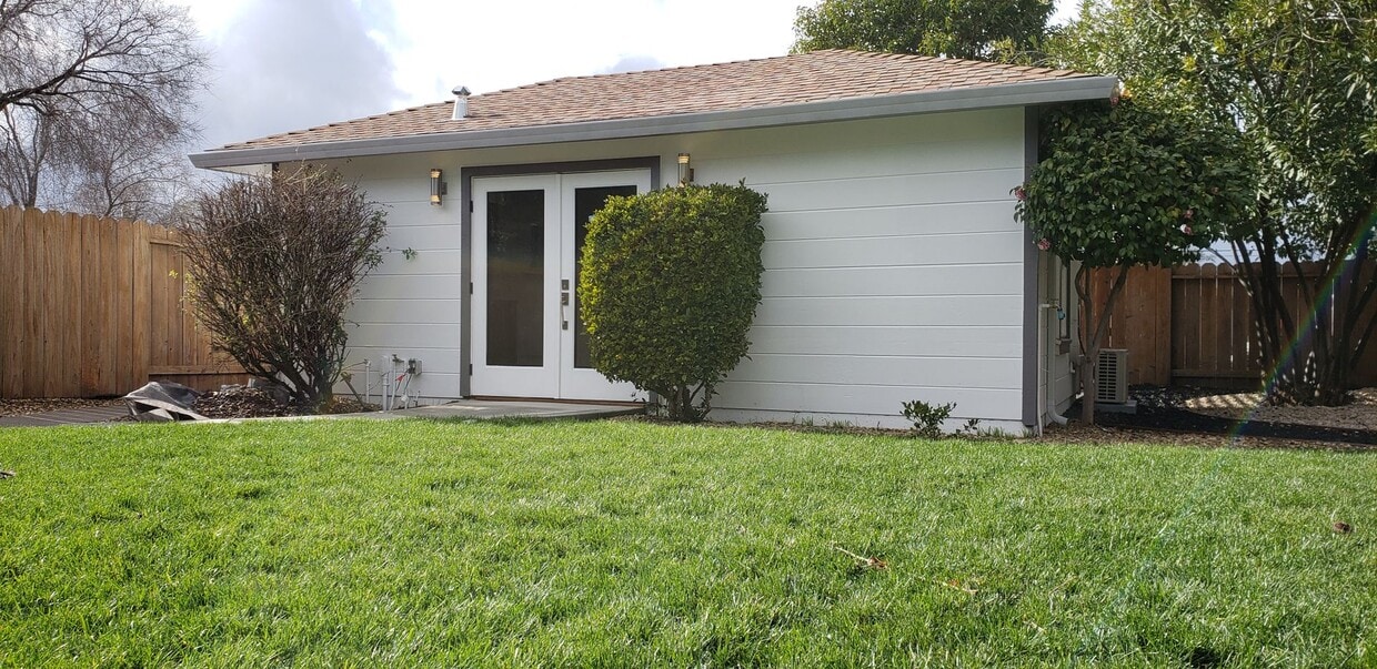 Building Photo - MUST SEE  Affordable New Modern In-Law Suite