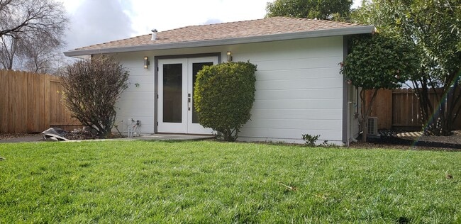 MUST SEE Affordable New Modern In-Law Suite - MUST SEE Affordable New Modern In-Law Suite Apartment