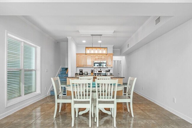 Foto del edificio - 1336 W Lagoon Ave