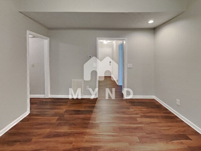 Building Photo - 3259 Pawnee Dr