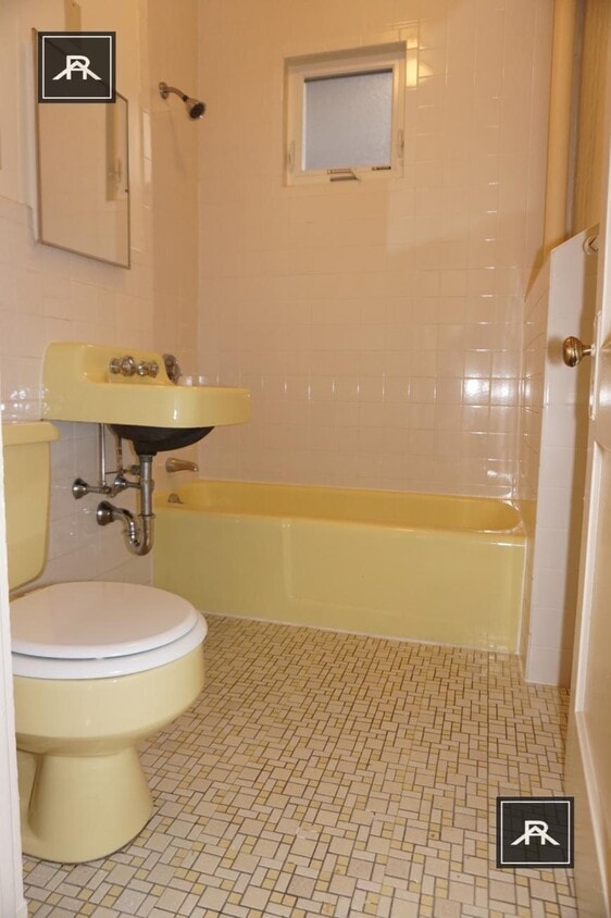 Foto del edificio - 2 bedroom in Brighton MA 02135