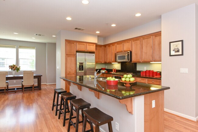 Foto del edificio - 2401 Maritime Way