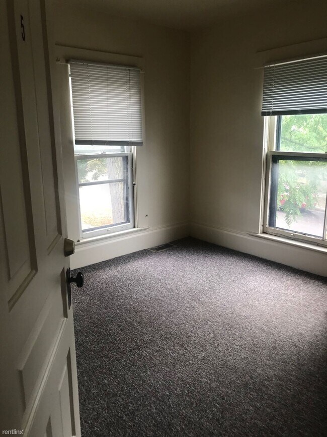 Building Photo - 5 br, 2 bath House - 507 Lawrence St 507 L...