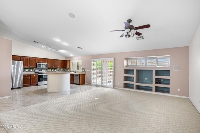 Foto del edificio - 15651 N 164th Ln