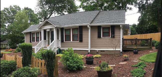 Building Photo - 1360 Cambridge Ave