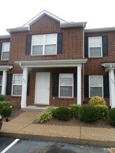 Building Photo - 324 Stewarts Landing Cir