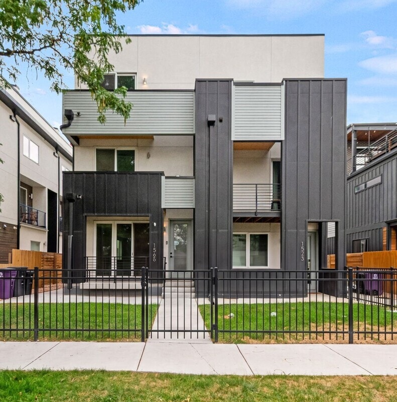 Photo - 1573 N King Street