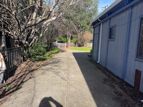 Building Photo - 10 Park St