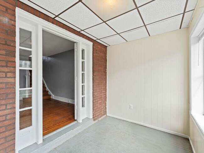 Foto del edificio - 5516 Westford Rd