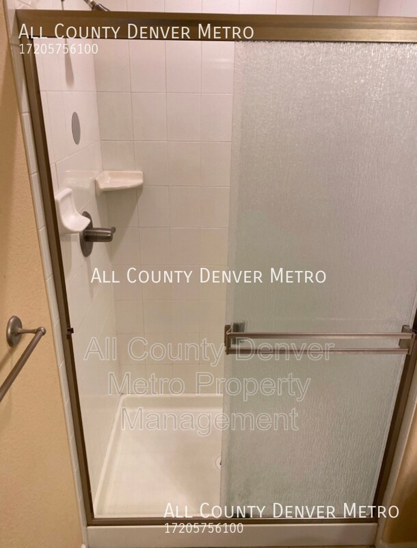 Foto del edificio - 5024 Everett St