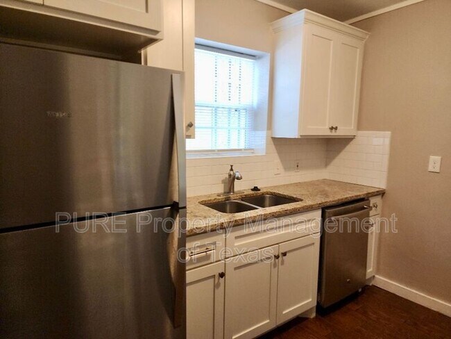 Foto del edificio - 1409 Kirkwood Rd