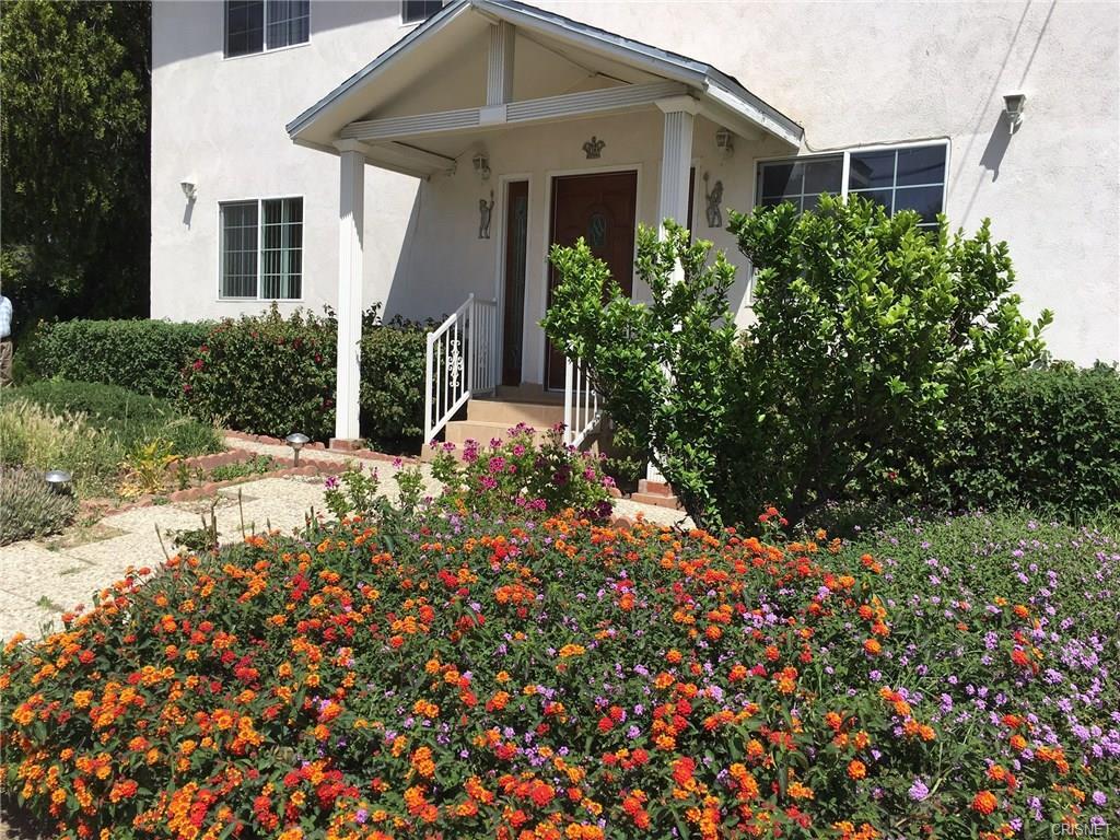 Primary Photo - 10832 Encino Ave