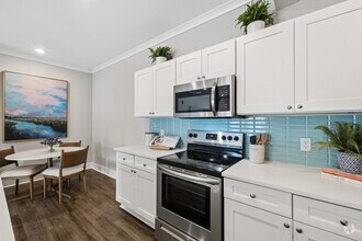 Interior Photo - Everett at Port Wentworth