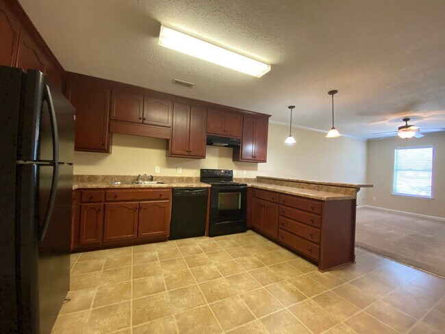 Foto del edificio - 77 Jackson Ln