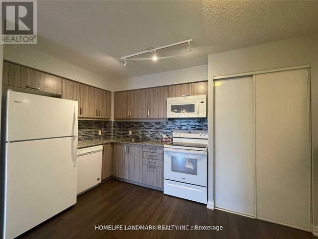 Building Photo - 30 Meadowglen Pl