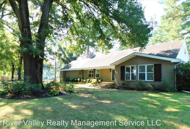 Foto del edificio - 5 br, 3 bath House - 212 S Arlington