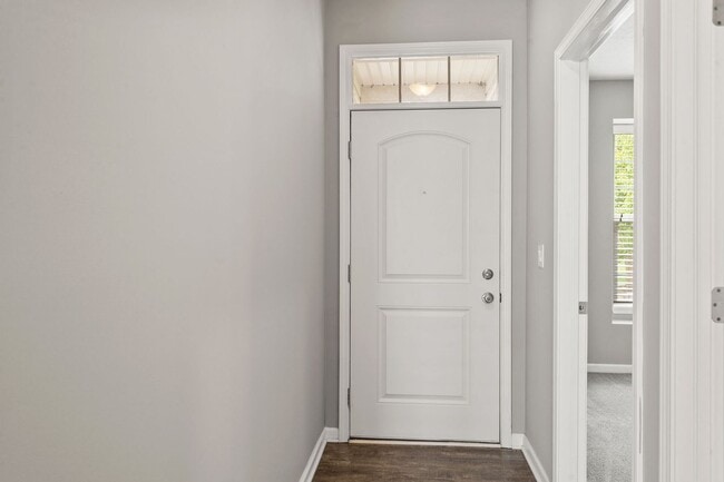 Foto del edificio - 2-Bed, 2-Bath Beautiful Home Available Now!