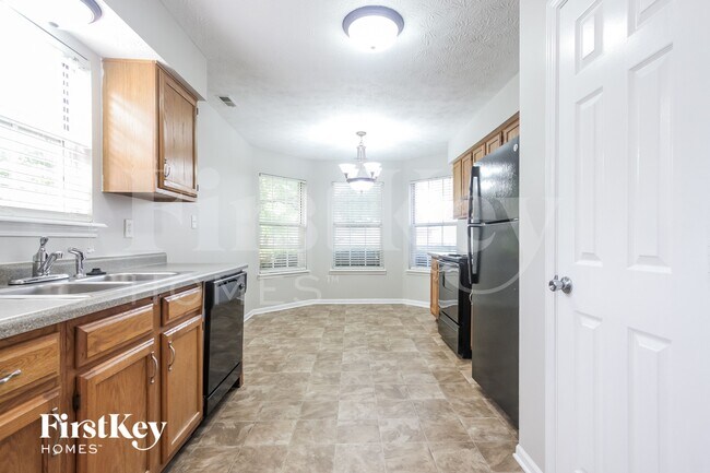 Foto del edificio - 6412 Perry Pines Ct