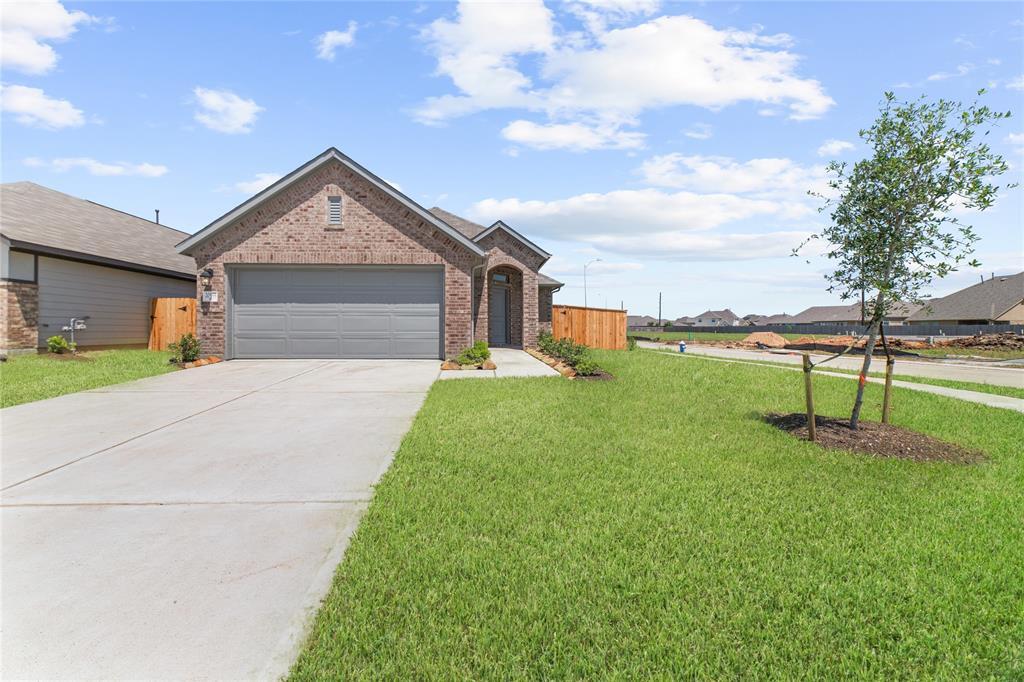 Foto principal - 20555 Laila Manor Ln