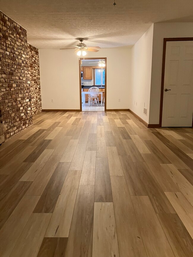 Living Room from Front Door - 4747 Knollwood Dr NW