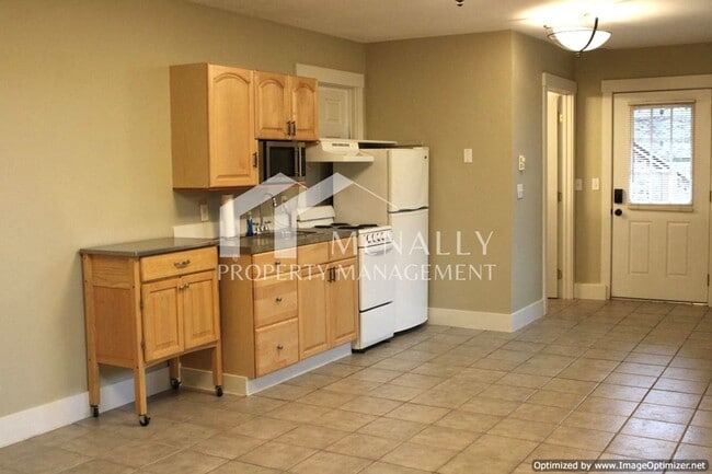 Foto del edificio - Cozy Studio Apartment with Patio