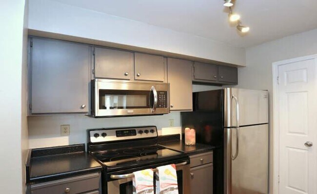 Building Photo - 1 bedroom in Atlanta GA 30342