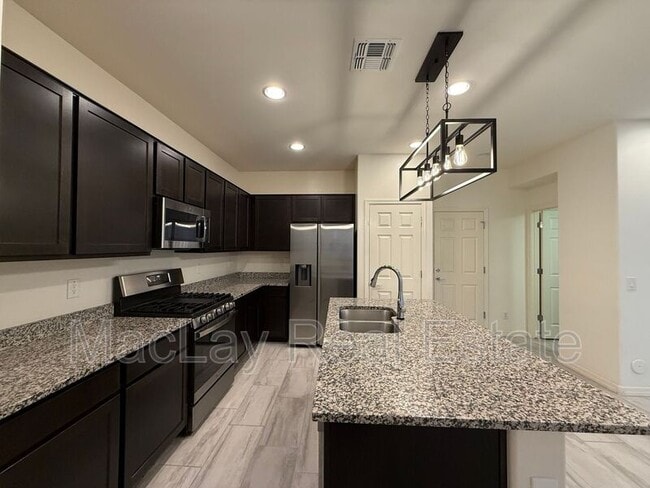 Building Photo - 1708 S 83rd Way