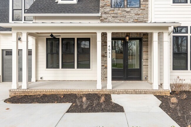 Building Photo - 4031 Natures Lndg Dr