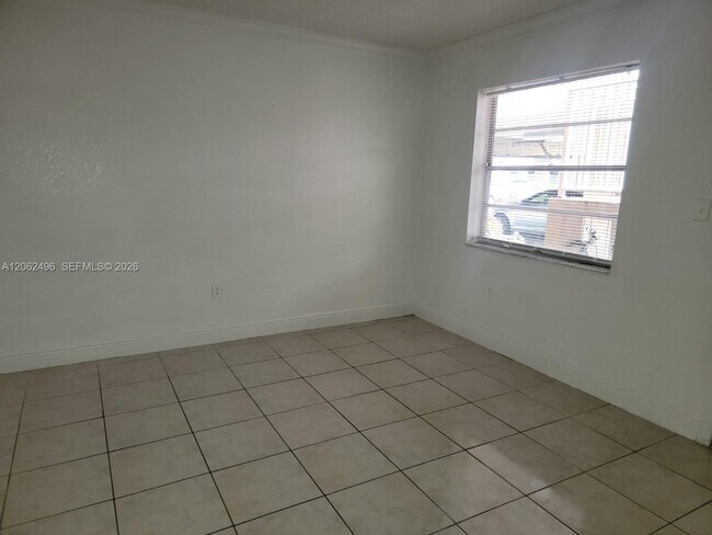 Foto del edificio - 16118 NE 21st Ave