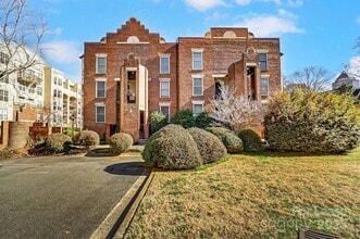 Building Photo - 328 W 6th St