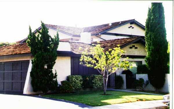 Building Photo - 434 W Palmyra Ave