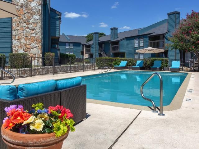 Foto del edificio - 11838 Parliament St