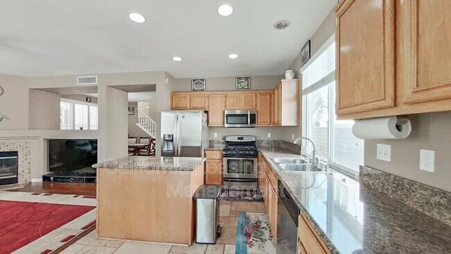 Building Photo - 25802 Hammet Cir
