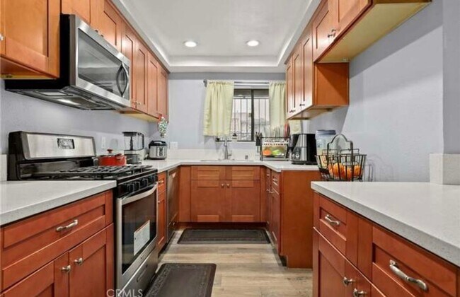 Photo - Charming 3BR Townhome in Gardena