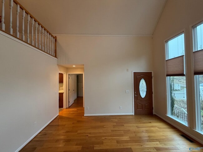 Foto del edificio - 542 Holmes Drake Rd