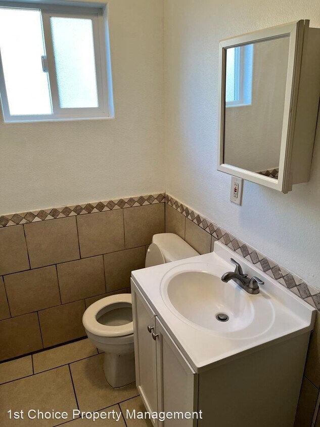 Building Photo - 1 br, 1 bath House - 323 Tognazzini Ave. #B