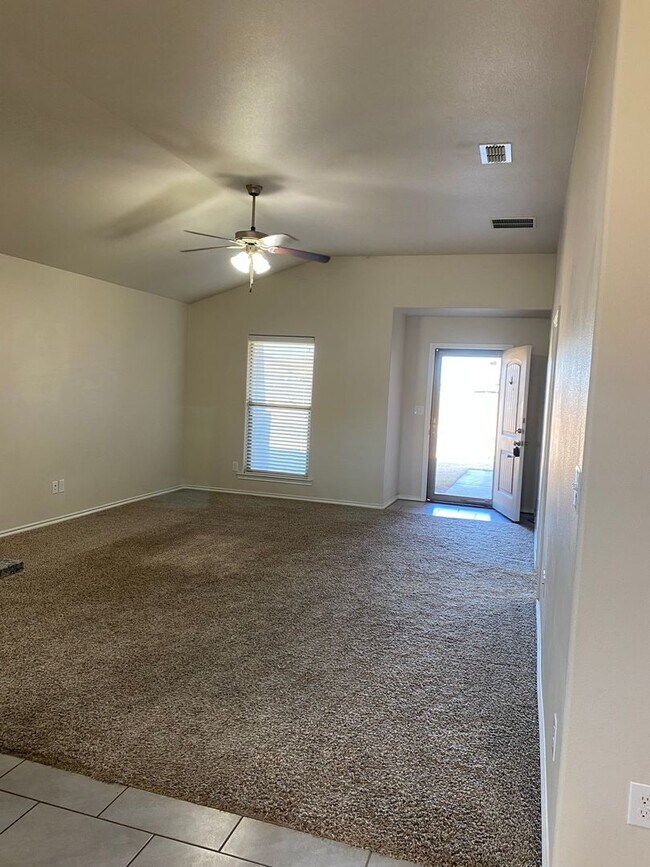 Foto del edificio - Beautiful Brick Home in the Cooper District!  3/2/2 Available 01/01/2026