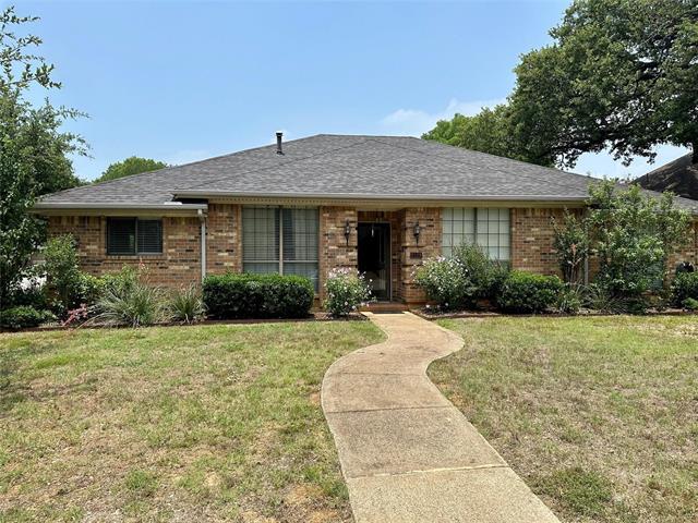 Foto principal - 2128 Aspenwood Dr N