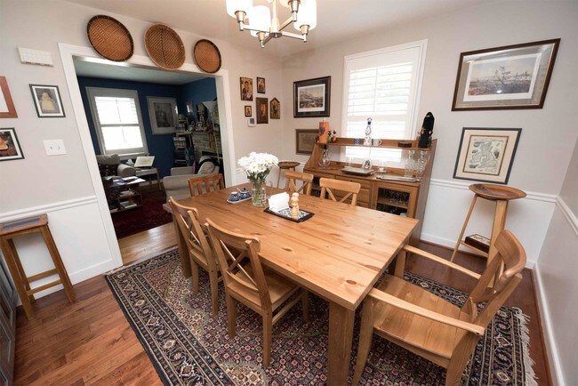 Building Photo - 1014 N Madison St