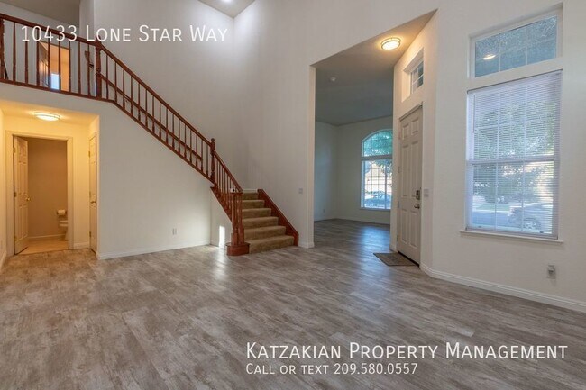 Building Photo - Two-Story 5-Bedroom 3.5-Bath Spanos East H...