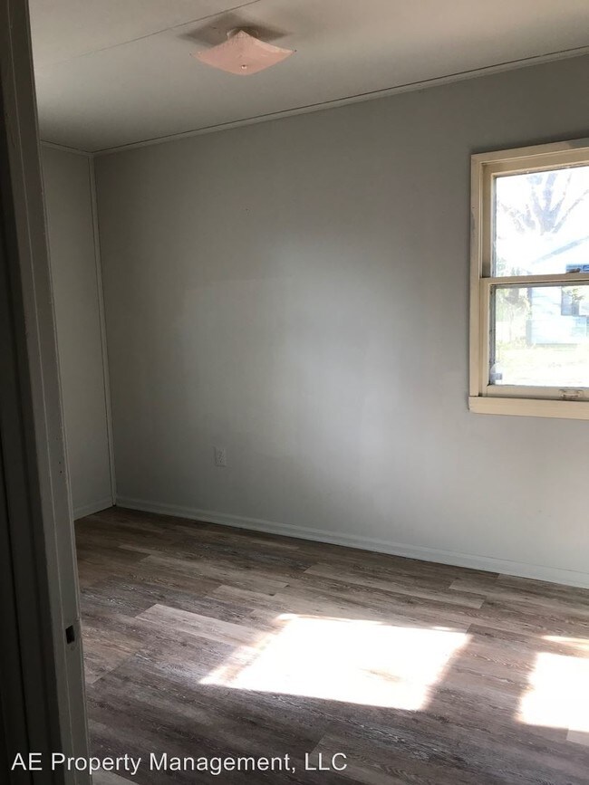 Building Photo - 2 br, 1 bath House - 7778 Nimitz Road