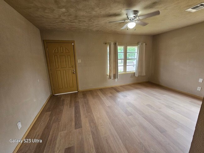 Photo - 3026 Airport Blvd (Houston, TX) House
