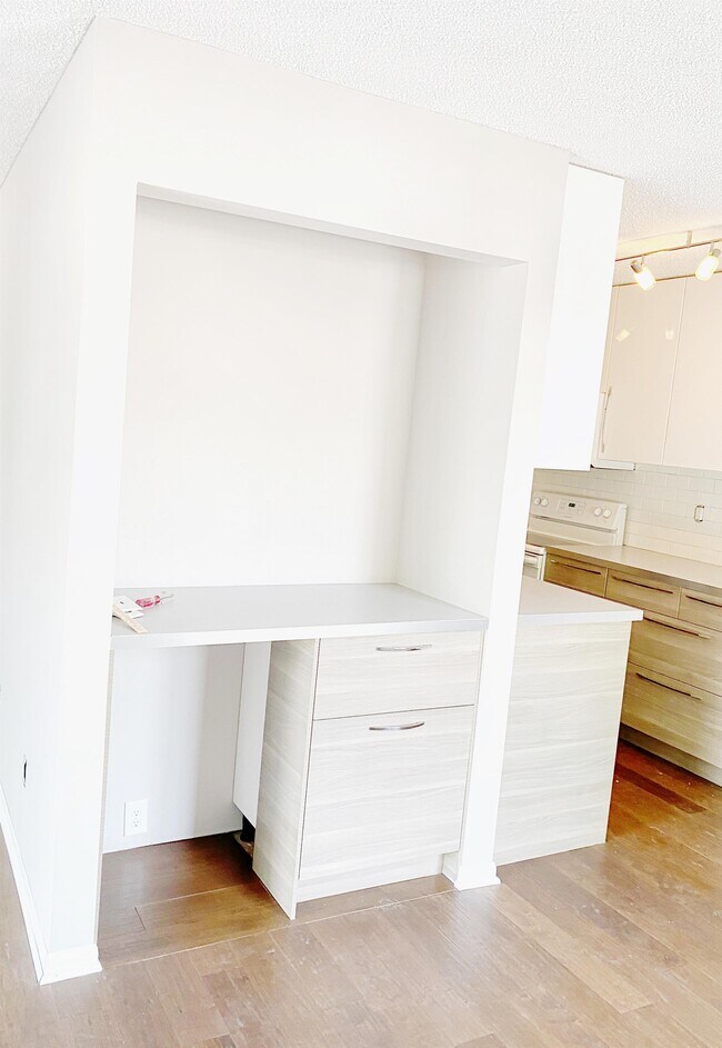 Foto del edificio - 1300 Landmark Trail S