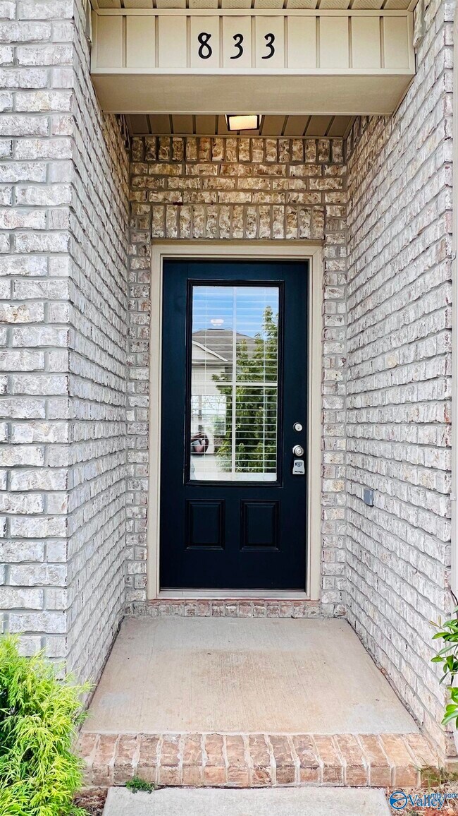 Foto del edificio - 833 River Landing Blvd SW