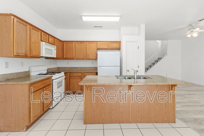 Foto del edificio - 3523 Gold Coast Ct