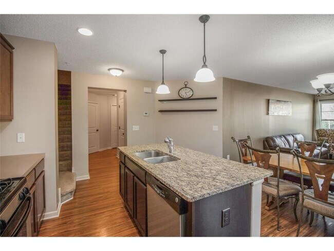 Foto del edificio - 2109 Cedar Grove Trail