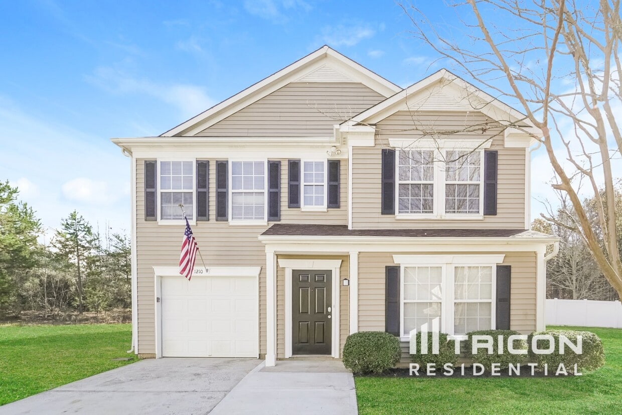 Primary Photo - 1210 Willow Bridge Court Charlotte NC