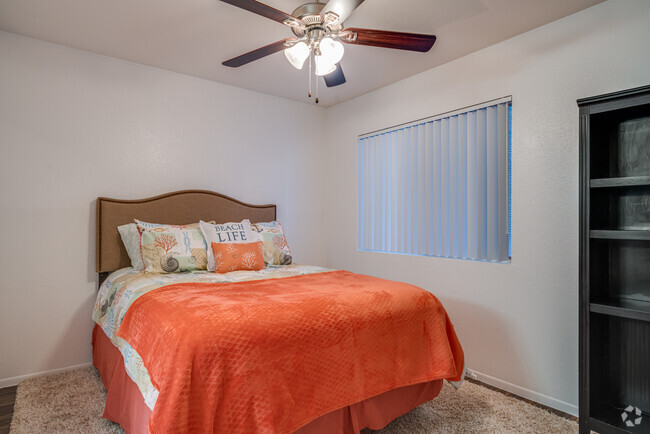 Stunning Well-Appointed Apartment Units with Updated Design - Palm Aire Apartments